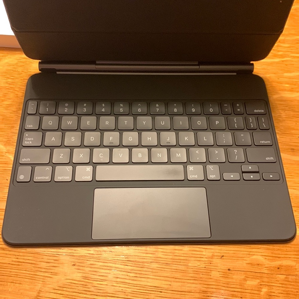 iPad Magic Keyboard - Picture 4 of 5
